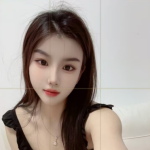 皮肤细嫩妩媚性感腰细臀肥小姐姐